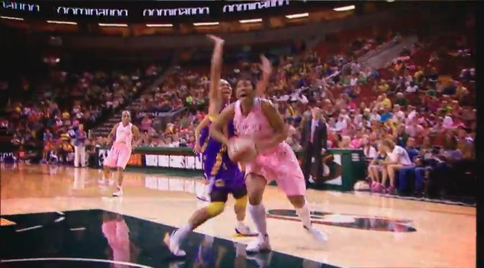 bscap0062 - xX_2013 WNBA Highlights featuring Selena s Single Like a Champion
