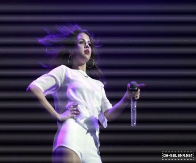 normal_tumblr_mtca40vn241r7lpj3o6_1280 - xX_Stars Dance World Tour - Shows - Vienna