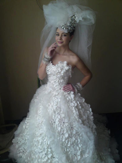 528649_420960737986901_858942605_n