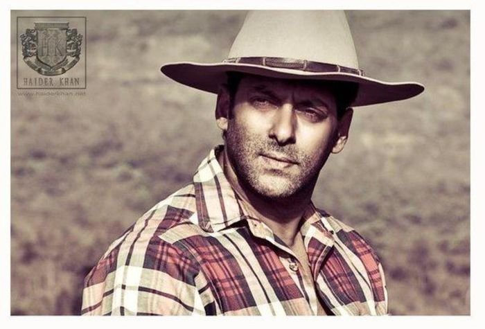 Sunt un cowboy care-ti f... natiaaaa! =)))))