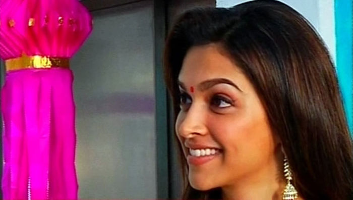 deepikagrab_660_111312124747