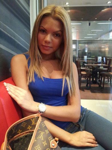 66915_219870488161293_414836220_n