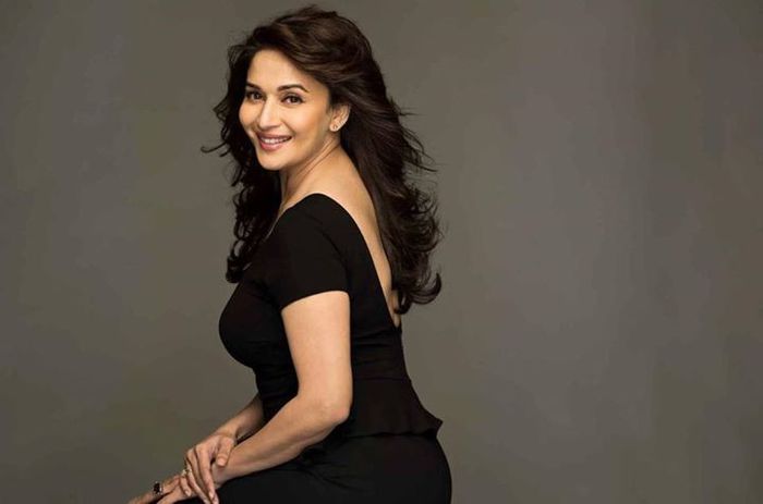 582293_499893120075190_1479944261_n - Madhuri Dixit Nene