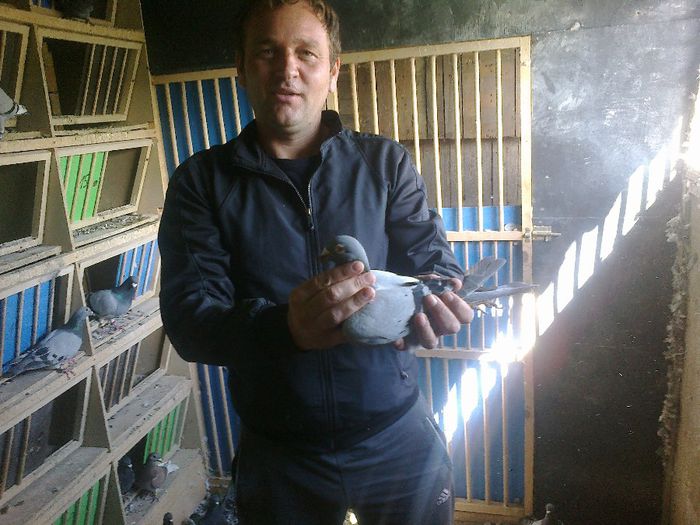 Campionii; Nita Ionel(elevul Ms.Oprea Fl.) si Campionul UCPR,Palmares  Fond(2011-12 -13) si loc 2 Palm.3 ani M Fond UCPR!
