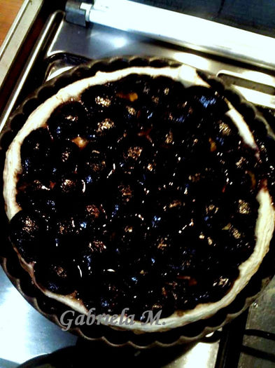 tarta cu prune,abia iesita din cuptor - Tarta cu prune