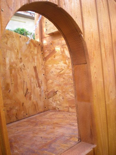 DSCN6488 - 1 Custi cotete lemn --- REALIZATE