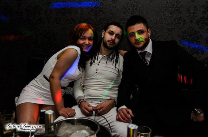 556722_578199162221892_1929509488_n