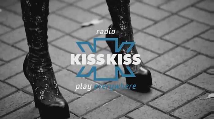 bscap0012 - xX_Radio KissKiss intervista Selena Gomez