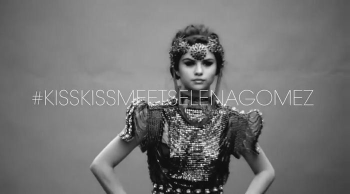 bscap0018 - xX_Radio KissKiss intervista Selena Gomez