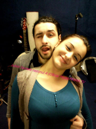 156784_292475687530774_165964723_n