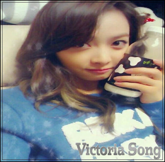 ◘ . Day 14 - 29.O9.2O13 - l - o - l 5o Days with Victoria Song