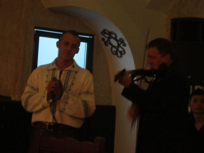 LA CASA GHICEA CU MAIESTRUL STREATA