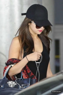 normal_17 - Arriving at LAX Airport---28 September 2013