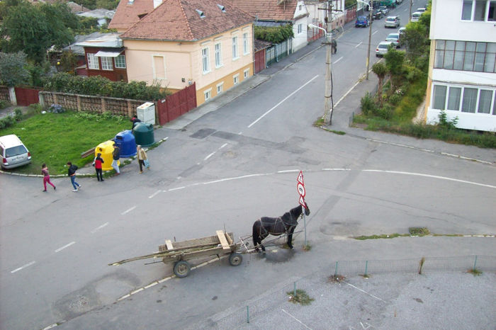 ACEASTA ESTE MENIREA ACESTOR INDICATOARE PENTRU CA ORICUM NIMENI NU LE RESPECTA SI NICI NU CONTROLEZ