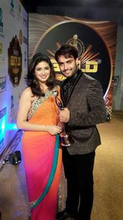 969233_570805072985503_1543781480_n