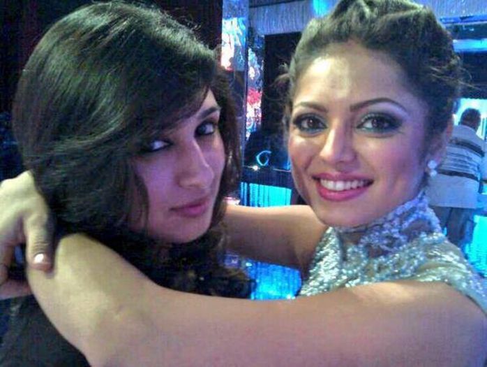 971627_555351177864226_1211851972_n