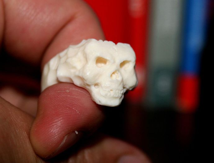 i1 - Pandantive si cercei din os