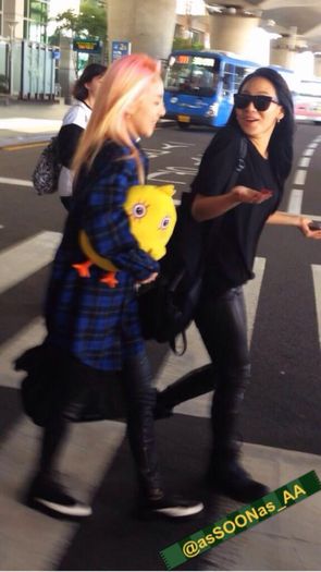 279 - 2NE1 8