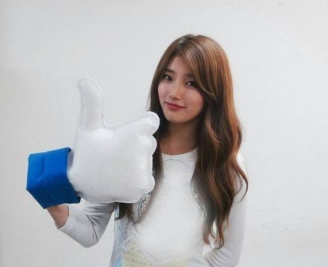 missA Suzy, 'LIKES' JYP Entertainment With a Big Facebook Thumbs Up - miss A