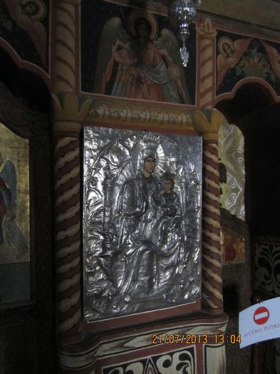 IMG_2096 - Manastirea Sinaia - 2013