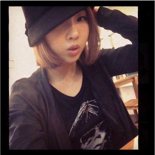 351 - 2NE1 8