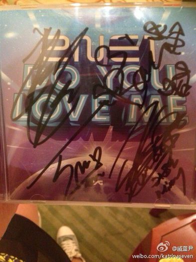 358 - 2NE1 8