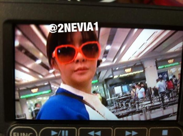 BV3vVfFCIAAT6vI - 2NE1 8