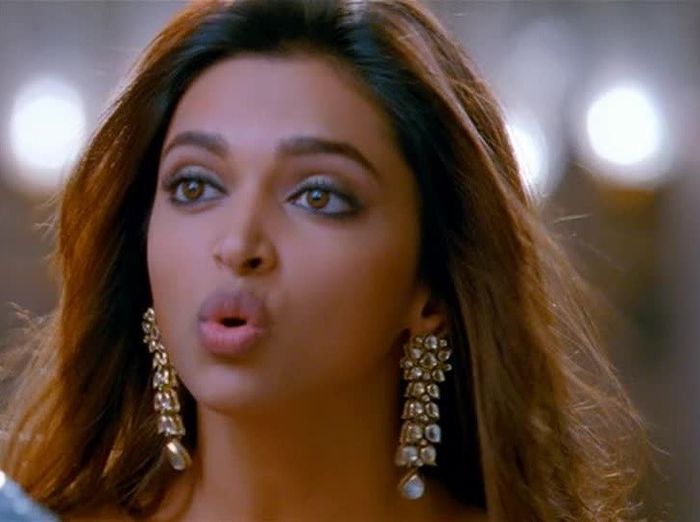 Yeh Jawaani Hai Deewani 720p _ capture (139)