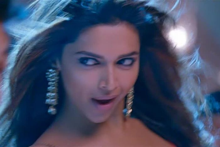 Yeh Jawaani Hai Deewani 720p _ capture (163)