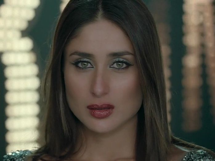 Heroine 2012 Hindi 720p BRRip x264 AAC 5.1...Hon3y.mkv_000427458 - Kareena Kapoor 2