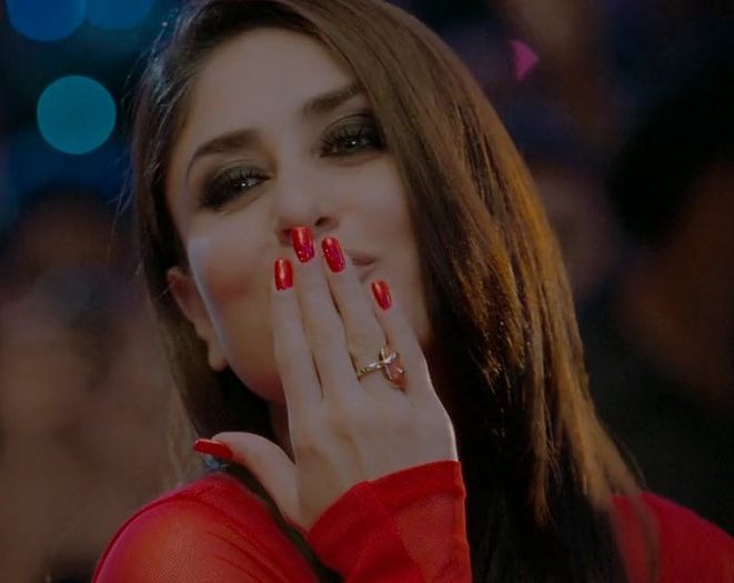 Heroine 2012 Hindi 720p BRRip x264 AAC 5.1...Hon3y.mkv_000593125 - Kareena Kapoor 2