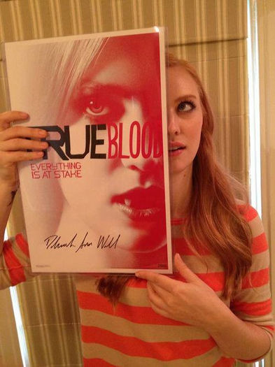 Din noiembrie 2012 am deventi fana True Blood. - x-l- F a c t A b o ut M e