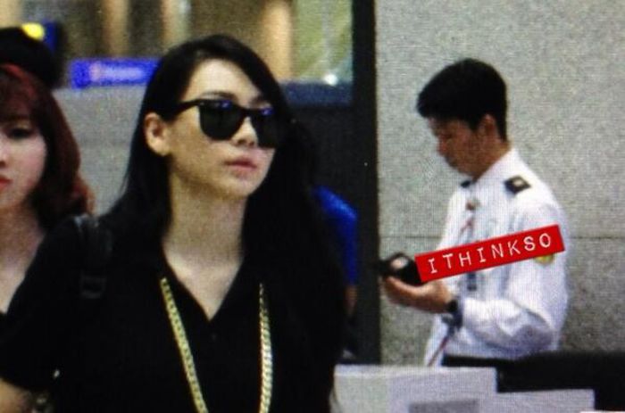 BWDyD6TCAAEVIXe - 2NE1 8