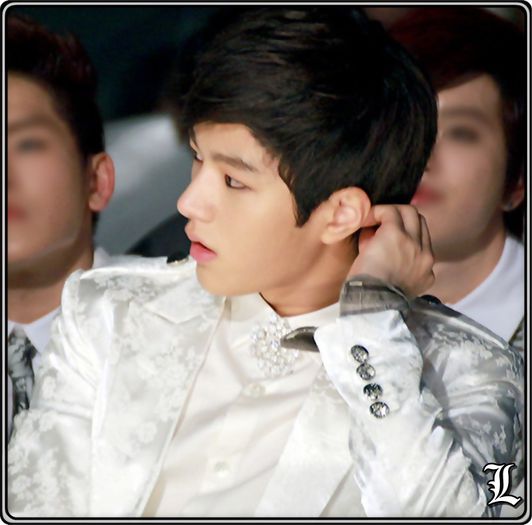 ∞ .. :)) .. Aaa..Suzy,eu nu vreau. :) .. - ix __ Episodul 035 __ xi