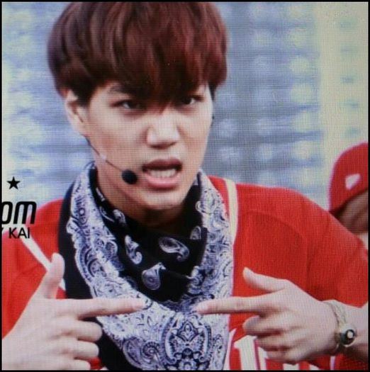 JI|. Maxim. :| Buna. ;;) - ix __ Episodul 035 __ xi