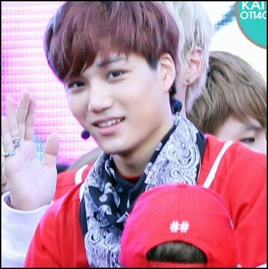 JI|. Hai Junii, hai Junii. :3 ;;)