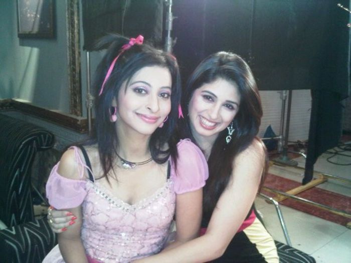 248724_217382724962316_2377189_n - Roshani Shetty-Tracker
