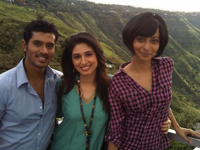 247880_217382011629054_935856_n - Roshani Shetty-Tracker