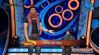 1376644_580819368645571_917331588_n