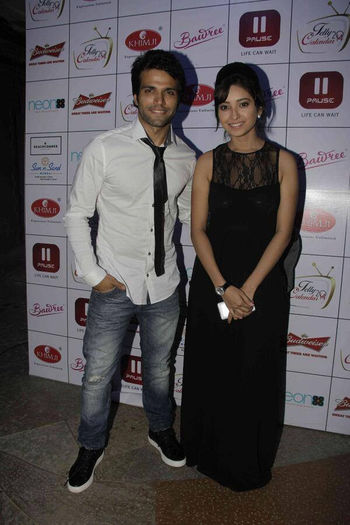 1378130_219377618186511_147621854_n