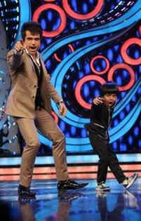 1379952_583608205033354_1913816926_n