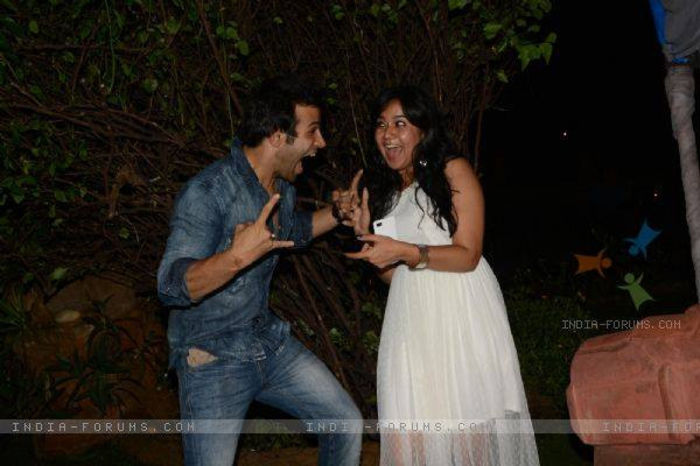 1385921_583178558409652_662446872_n