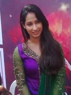 dsfgfggffgfgfgf - prya marathe