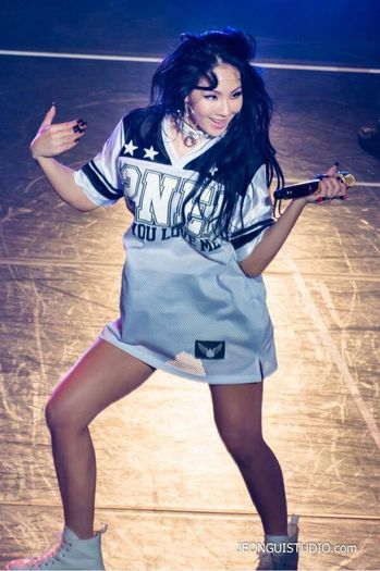 93 - 2NE1 9