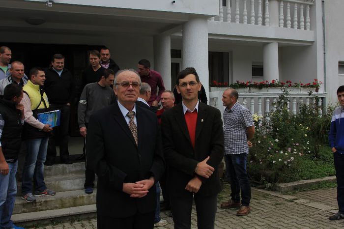 dr. Mircea Bilius si dr. Alin Detesan - Curs arbitri Sucevita 2013