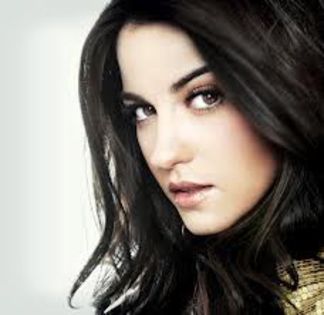 hfgff - maite perroni