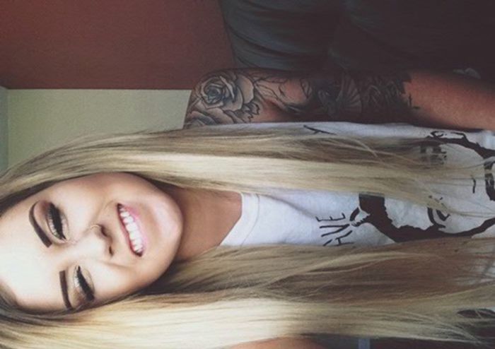 　　　　　@MIHAELA ↘ is my friend ↙ - one day you are important next day you are worthless