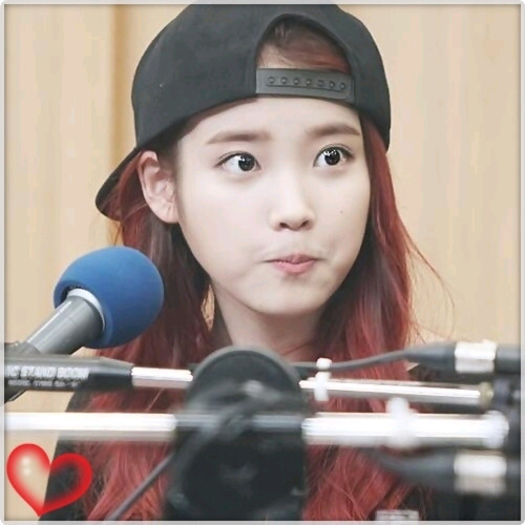 [I.U] ..Miau-miau. :3 ..[bea] ..Si again.. tacere de mormant.. :-s - ix __ Episodul 036 __ xi