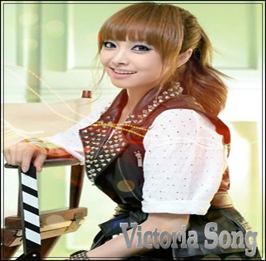 ◘ . Day 32 - 17.1O.2O13 - l - o - l 5o Days with Victoria Song