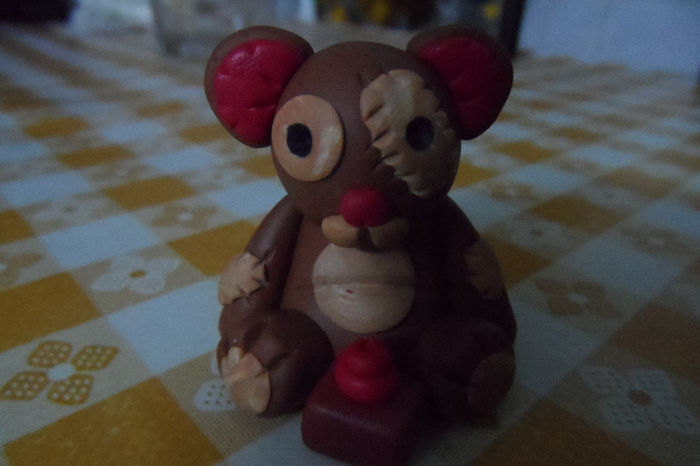 Ursulet lucrat de fiica mea